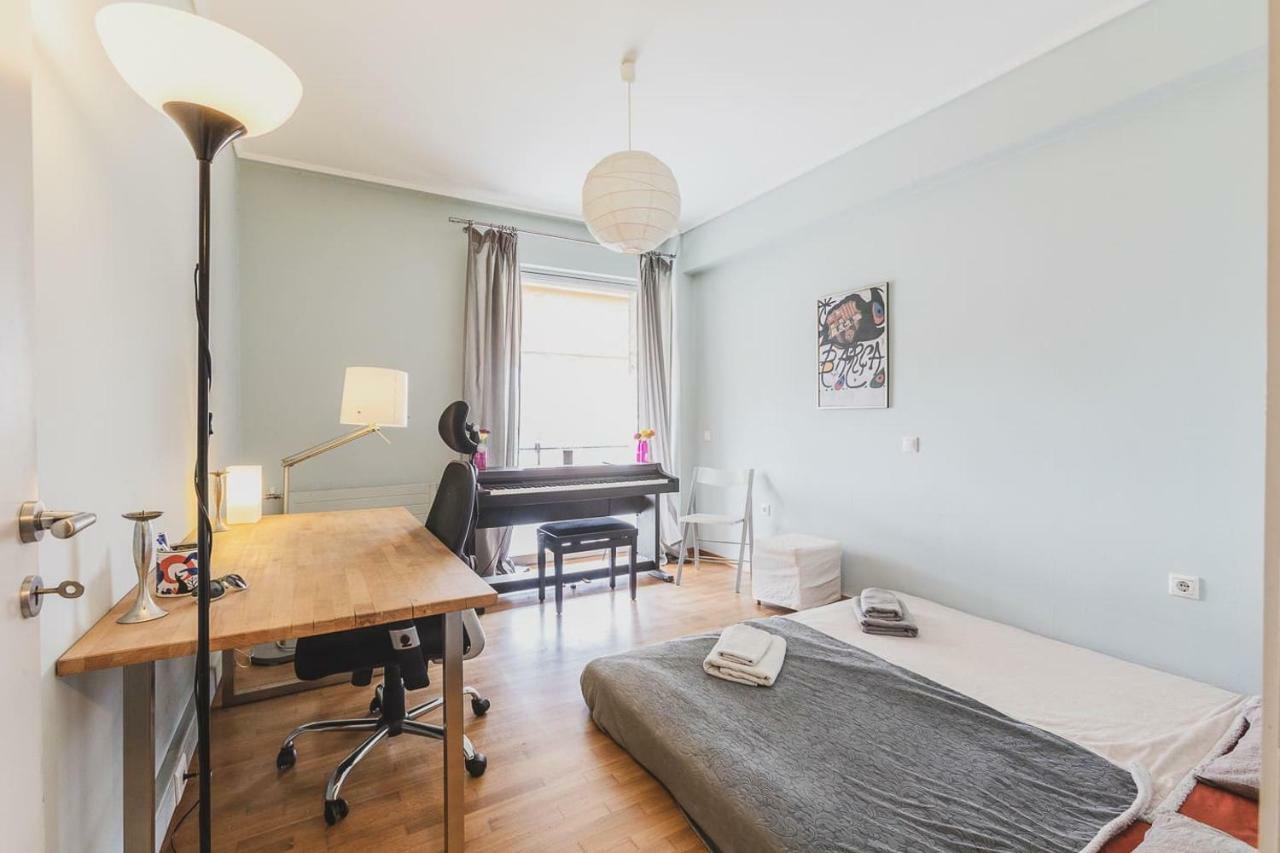 Spacious & Modern Flat In Heart Of Athén Kültér fotó
